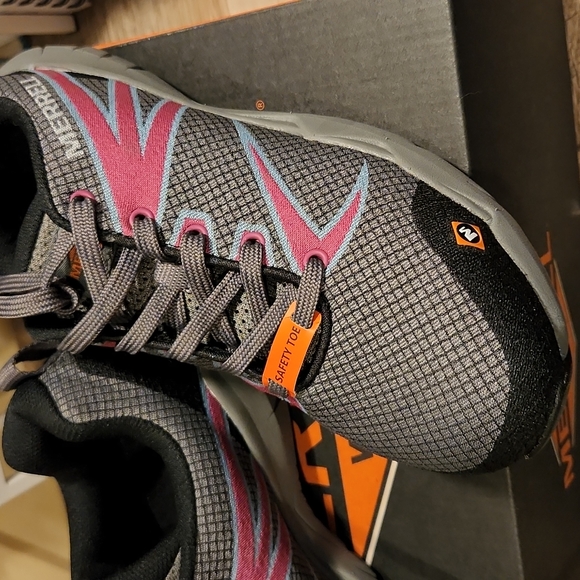 Merrell Sneakers - Picture 8 of 10